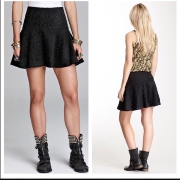 Free People Dresses & Skirts - Free People Skirt Size 4 Black Leopard Print